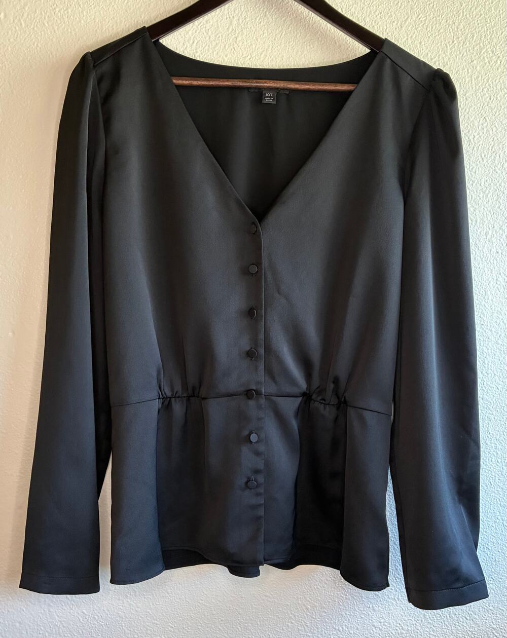J. CREW | Black Blouse V Neck Peplum Hem Button Front Long Sleeve | Size 10T